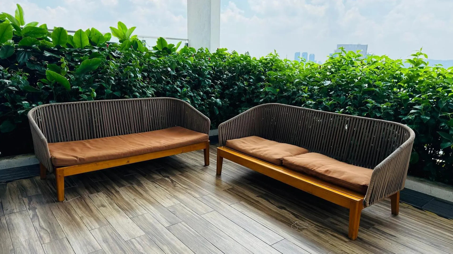 The Luxe Klcc By Comfort Dwellings Kuala Lumpur Apartment