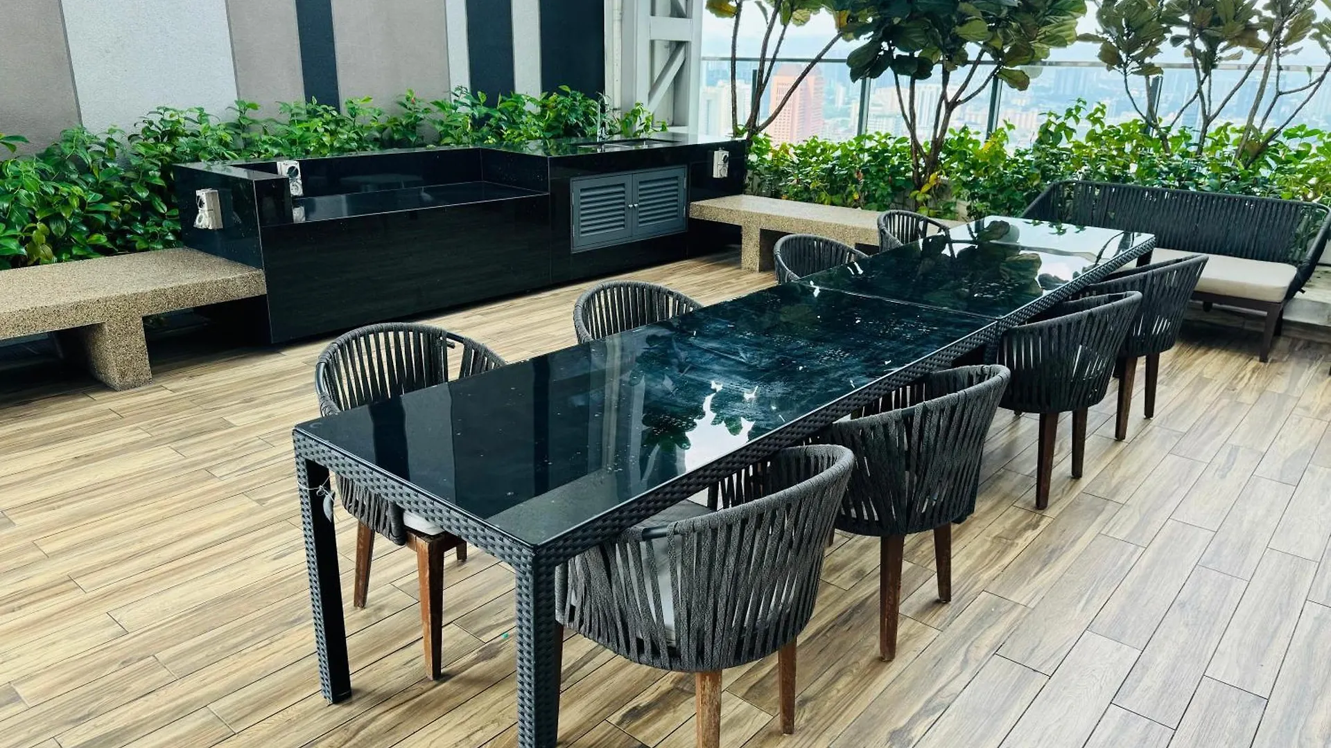 The Luxe Klcc By Comfort Dwellings Kuala Lumpur Apartment