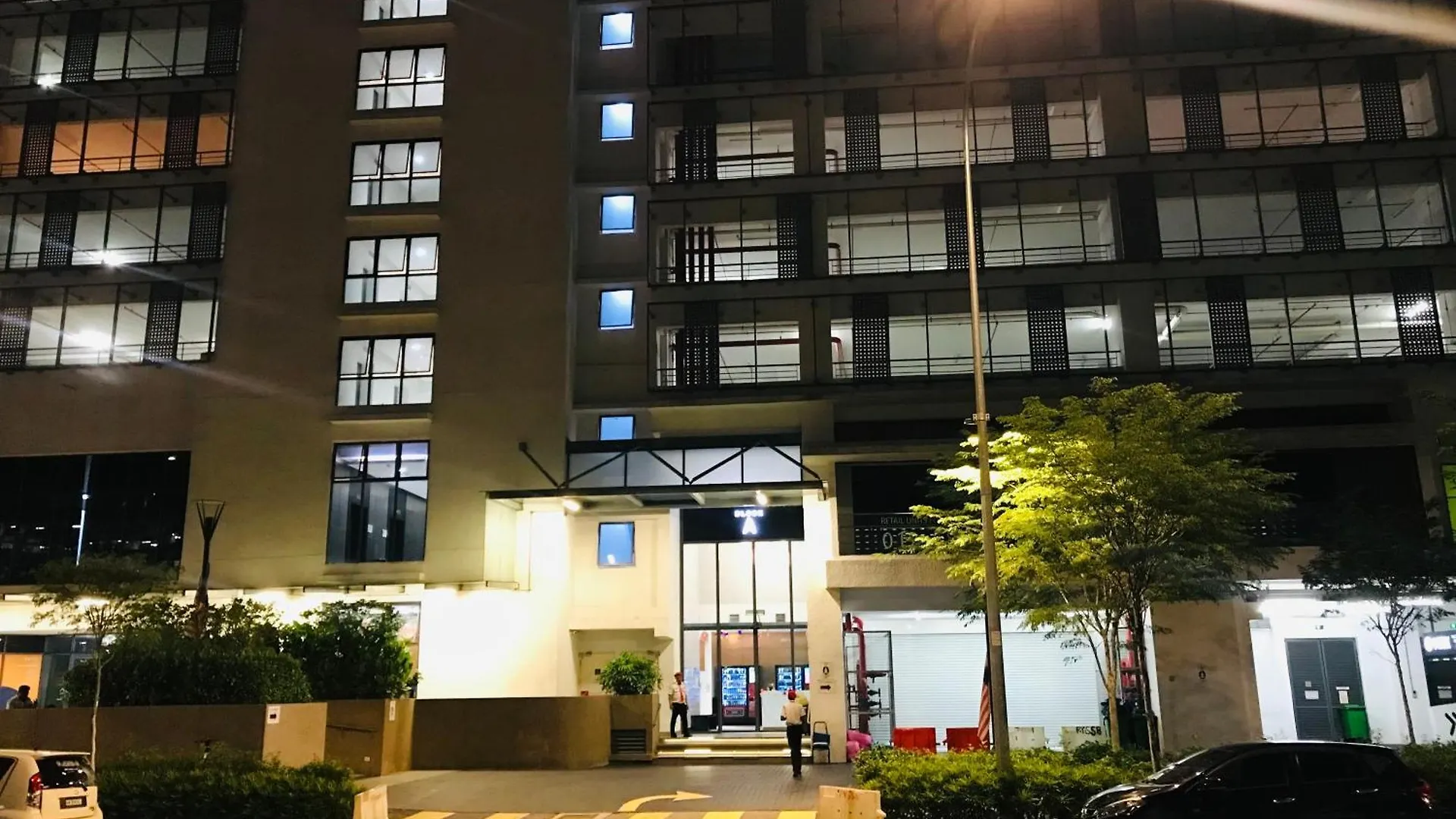 The Luxe Klcc By Comfort Dwellings Kuala Lumpur Apartment